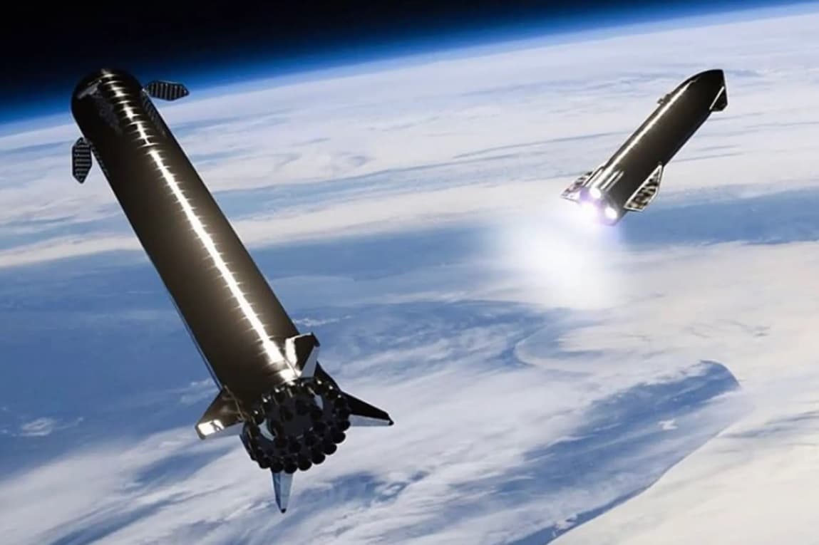 Spaceship second stage separation